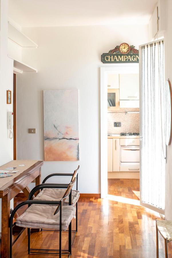 Appartamento Impluvium Lido di Ostia Exterior foto
